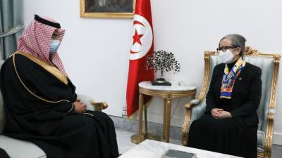 استقبلت رئيسة الحكومة السيدة نجلاء بودن رمضان، اليوم الخميس 10 فيفري 2022، الرئيس التنفيذي للصندوق السعودي للتنمية السيد سلطان بن عبد الرحمان المرشد، والوفد المرافق له، بحضور وزير الشؤون الخارجية والهجرة والتونسيين بالخارج السيد عثمان الجرندي، وسفير المملكة العربية السعودية بتونس السيد عبد العزيز بن علي الصقر.